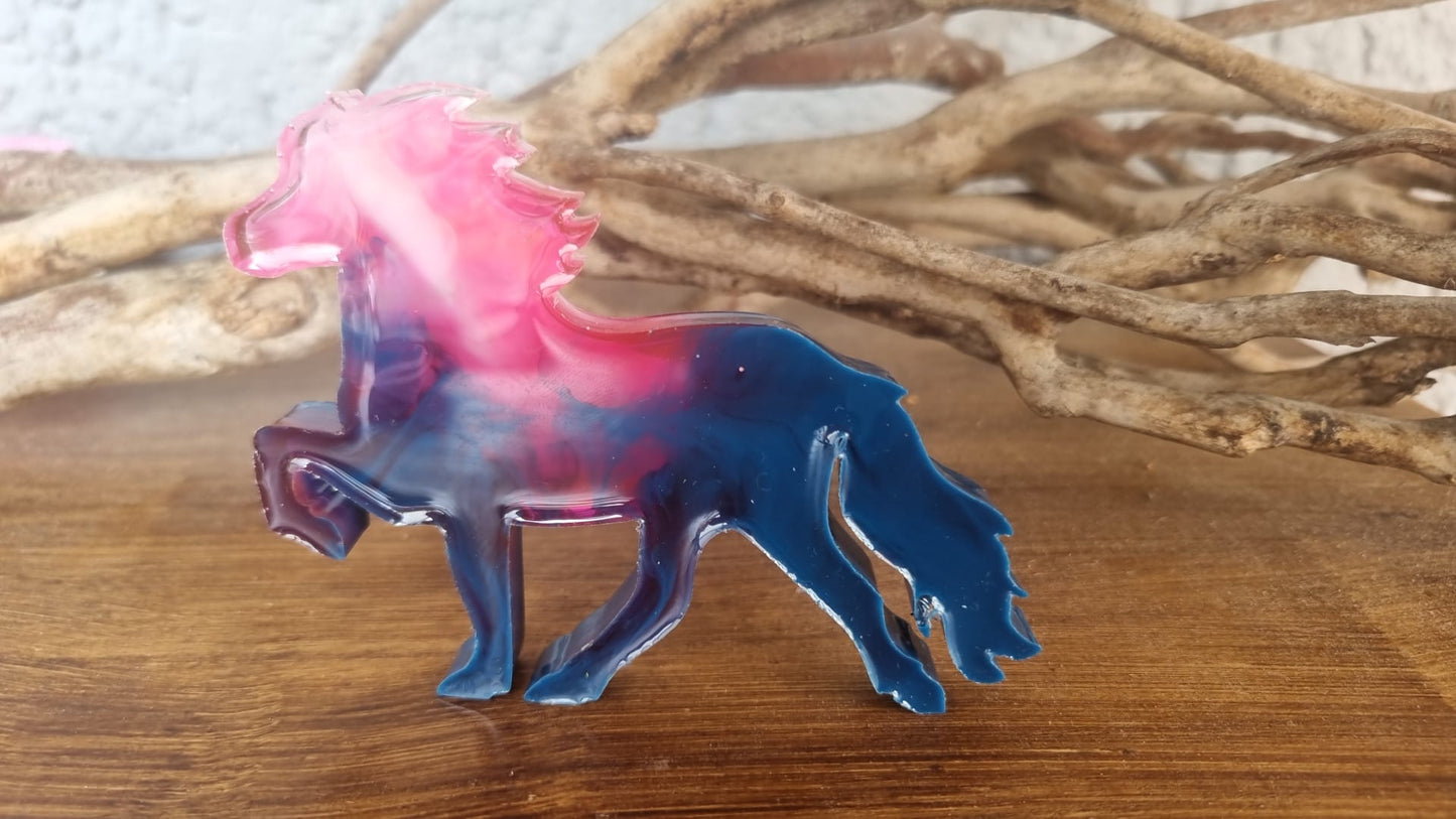Pony stehend mittel