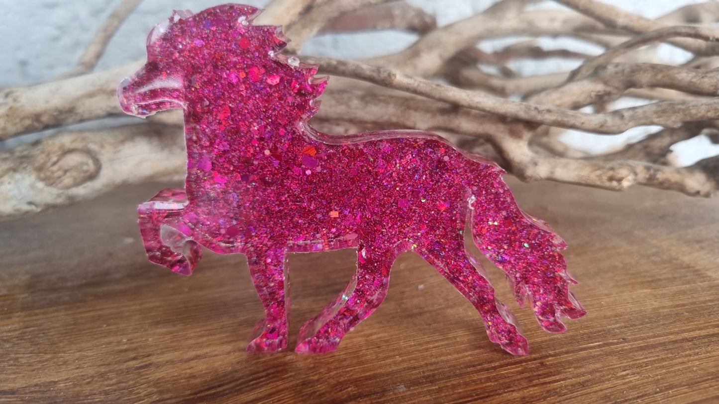Pony stehend mittel