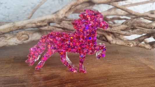 Pony stehend mittel